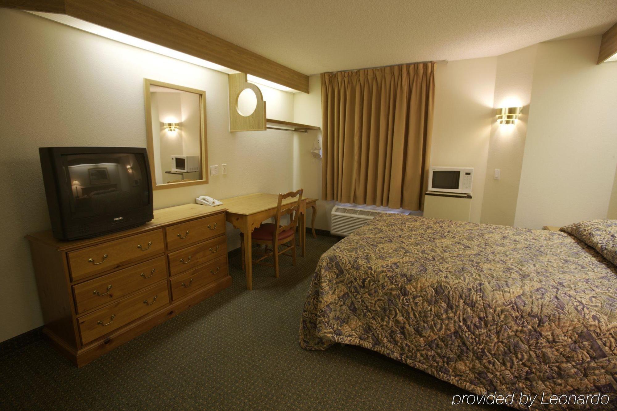 Americas Best Value Inn Addison Exteriör bild